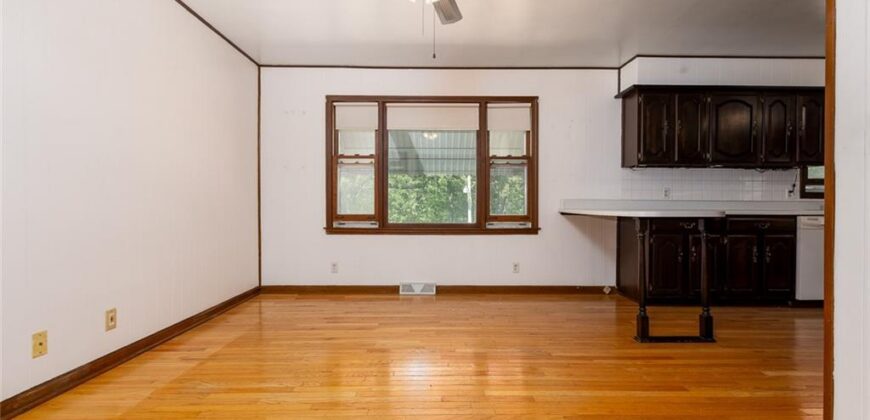 8030 N Main Street, Kansas City, MO 64118