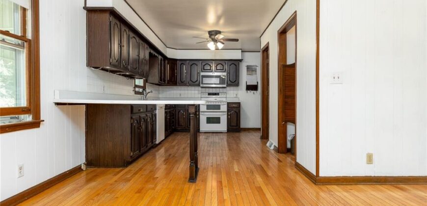 8030 N Main Street, Kansas City, MO 64118