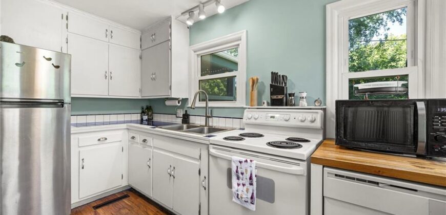 614 NE Woodlawn Street, Kansas City, MO 64116