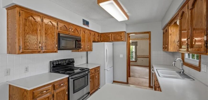 725 Laurel Avenue, Liberty, MO 64068