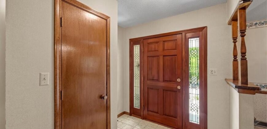725 Laurel Avenue, Liberty, MO 64068