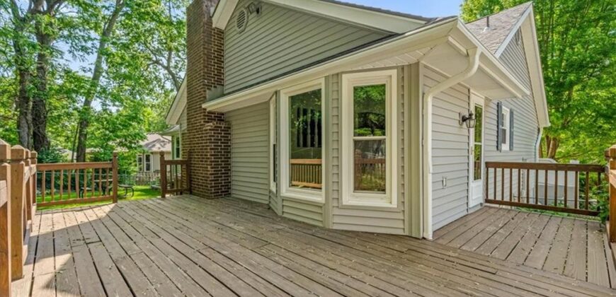 725 Laurel Avenue, Liberty, MO 64068