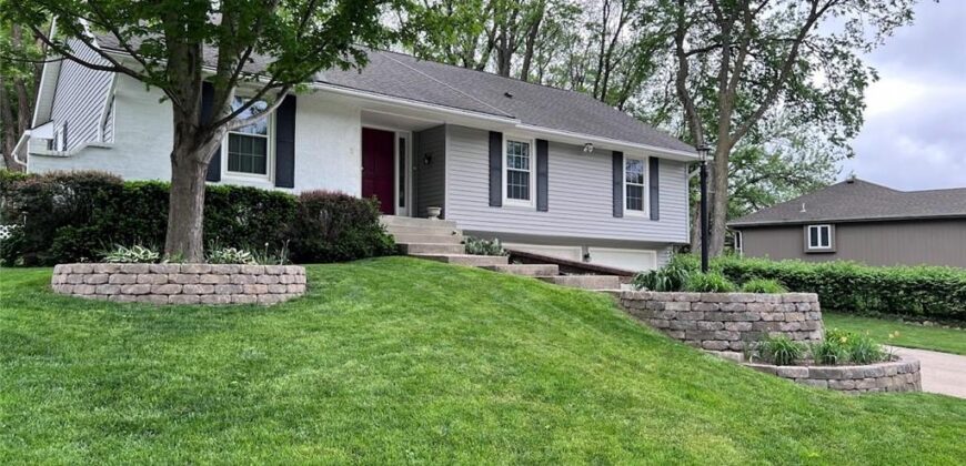 725 Laurel Avenue, Liberty, MO 64068