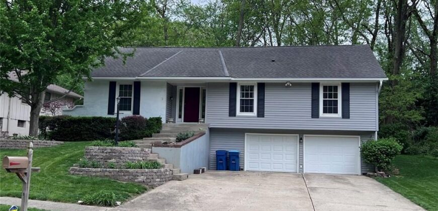 725 Laurel Avenue, Liberty, MO 64068