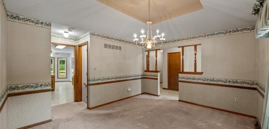 725 Laurel Avenue, Liberty, MO 64068