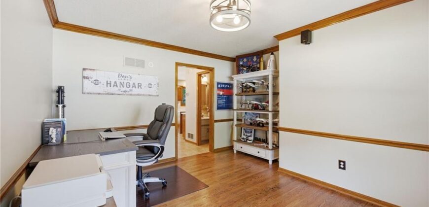 7638 N Pomona Avenue, Kansas City, MO 64152