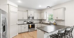 6745 Prairie Lane, Parkville, MO 64152