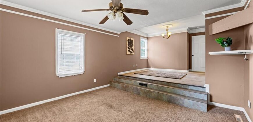 5905 N Denver Avenue, Kansas City, MO 64119
