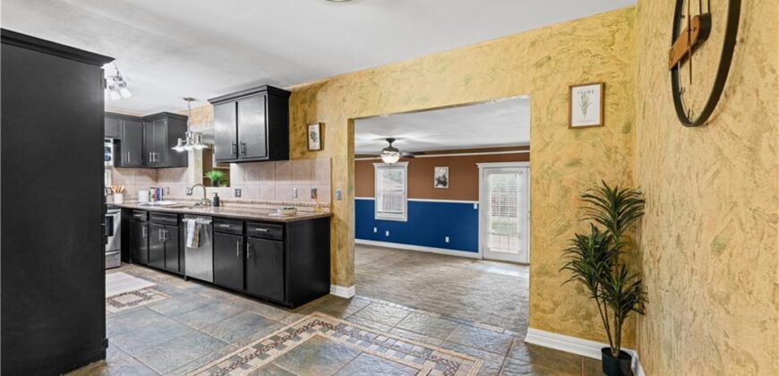 5905 N Denver Avenue, Kansas City, MO 64119