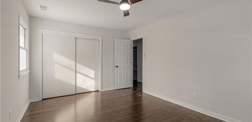 14655 Gale Road, Smithville, MO 64089