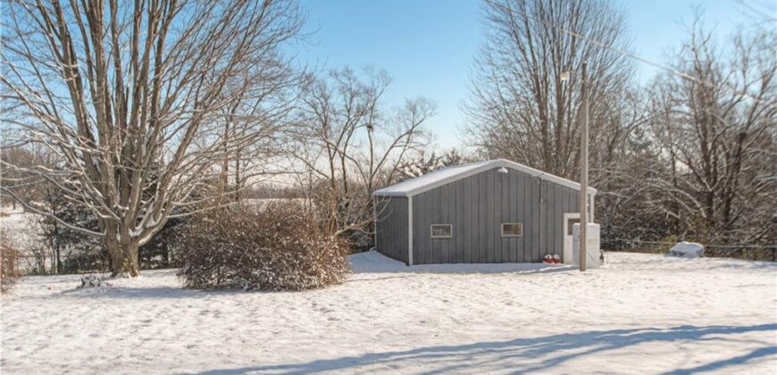 14655 Gale Road, Smithville, MO 64089