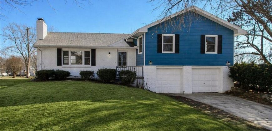 14655 Gale Road, Smithville, MO 64089