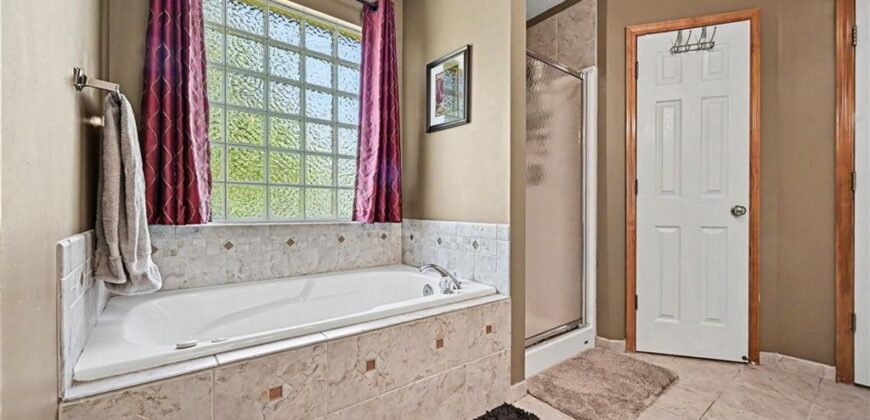 7523 N Skiles Court, Kansas City, MO 64158