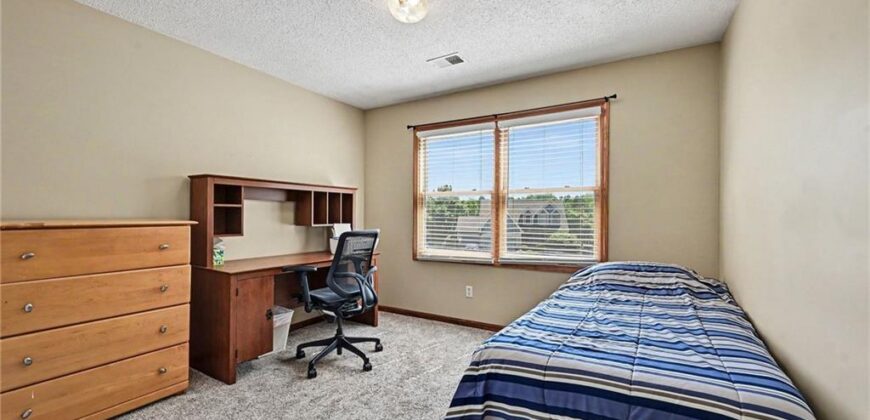 7523 N Skiles Court, Kansas City, MO 64158