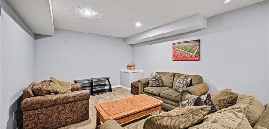 7523 N Skiles Court, Kansas City, MO 64158