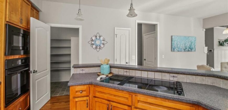 1131 Crimson Lane, Liberty, MO 64068
