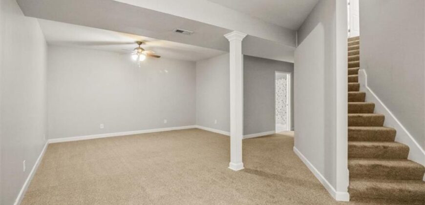 1131 Crimson Lane, Liberty, MO 64068