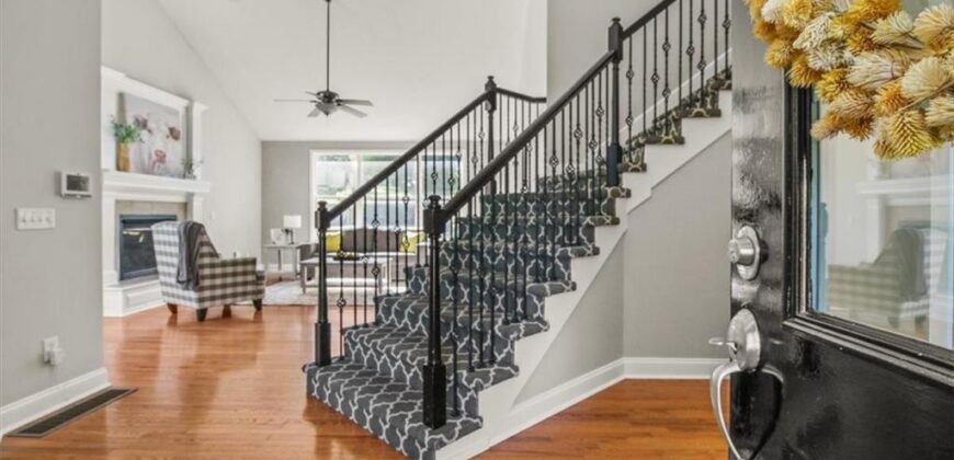 1131 Crimson Lane, Liberty, MO 64068