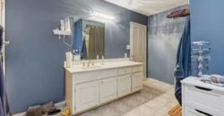 1900 NE 65th Street, Gladstone, MO 64118