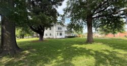 1900 NE 65th Street, Gladstone, MO 64118