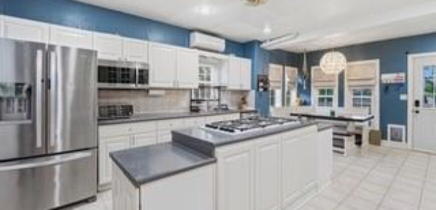 1900 NE 65th Street, Gladstone, MO 64118