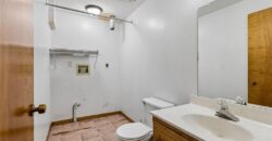 807 E Summit Street, Smithville, MO 64089