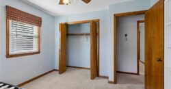 807 E Summit Street, Smithville, MO 64089