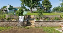 807 E Summit Street, Smithville, MO 64089