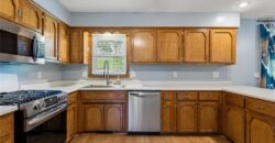 807 E Summit Street, Smithville, MO 64089
