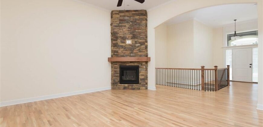 4906 NE 105th Street, Kansas City, MO 64156