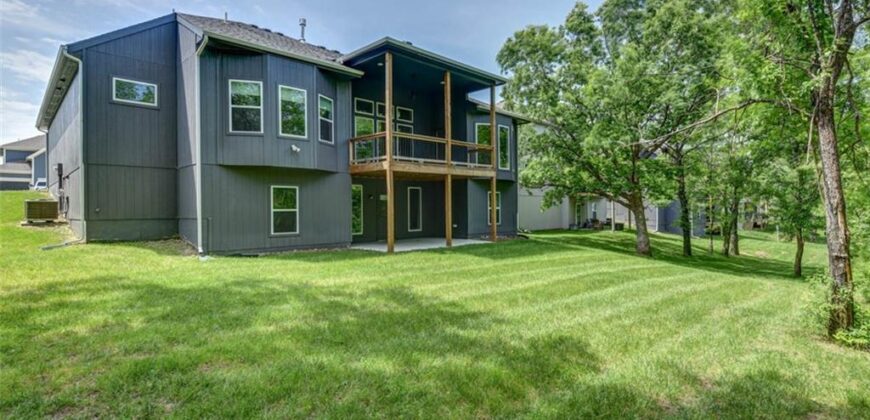 4906 NE 105th Street, Kansas City, MO 64156