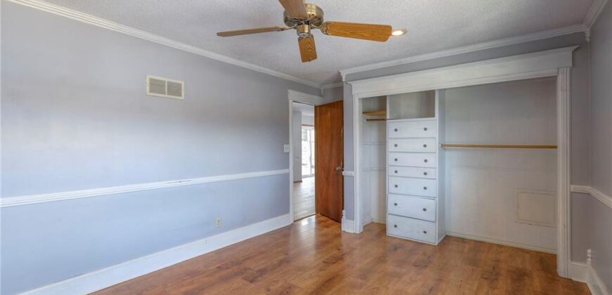 2218 Liberty Landing Road, Liberty, MO 64068