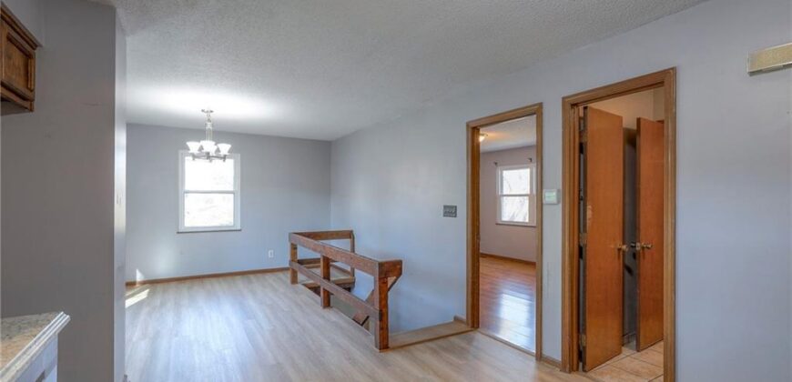 2218 Liberty Landing Road, Liberty, MO 64068