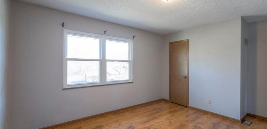 2218 Liberty Landing Road, Liberty, MO 64068