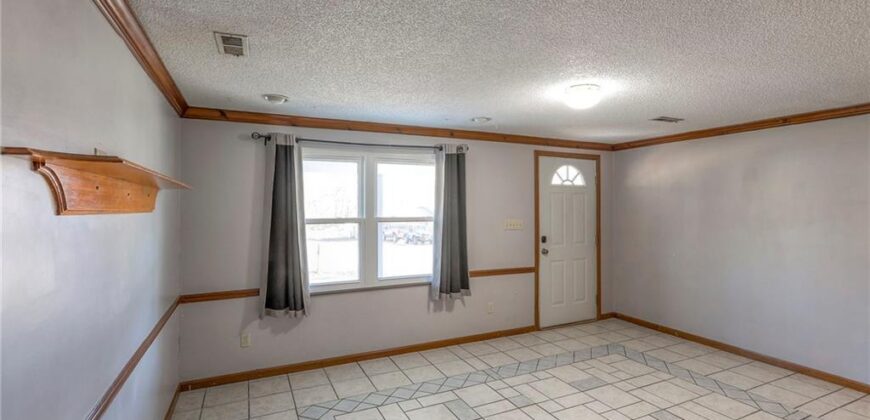 2218 Liberty Landing Road, Liberty, MO 64068