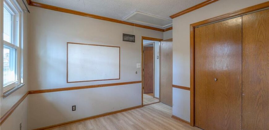 2218 Liberty Landing Road, Liberty, MO 64068