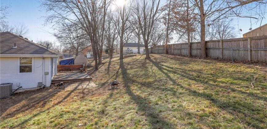 2218 Liberty Landing Road, Liberty, MO 64068