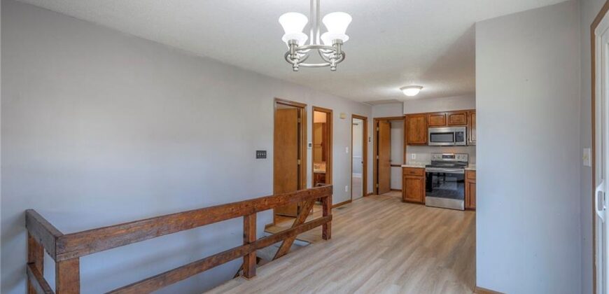 2218 Liberty Landing Road, Liberty, MO 64068