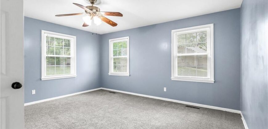 515 NE Greenfield Road, Kansas City, MO 64116