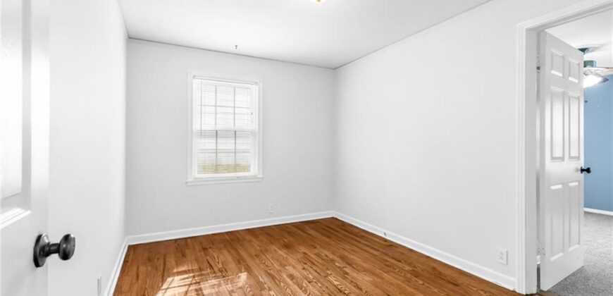 515 NE Greenfield Road, Kansas City, MO 64116