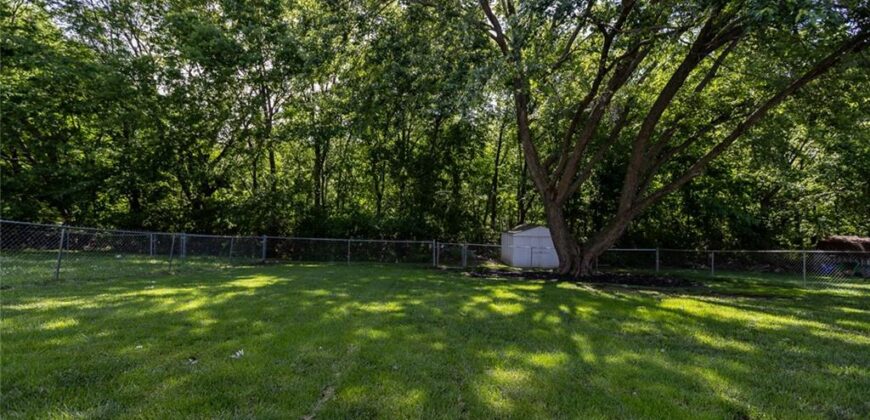 7113 N Atkins Avenue, Kansas City, MO 64152