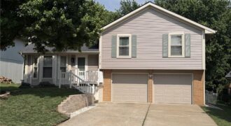 7113 N Atkins Avenue, Kansas City, MO 64152