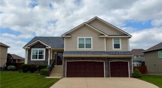 1804 NW 94th Terrace, Kansas City, MO 64155