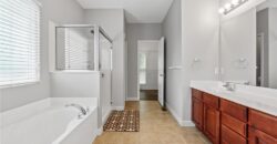 9801 N Farley Avenue, Kansas City, MO 64157