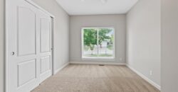 9801 N Farley Avenue, Kansas City, MO 64157