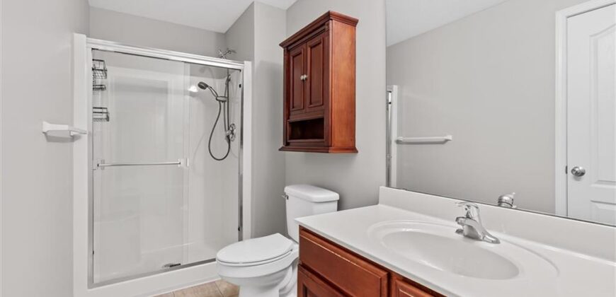 9801 N Farley Avenue, Kansas City, MO 64157