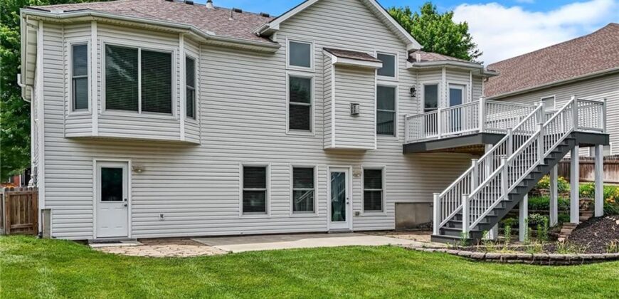 9801 N Farley Avenue, Kansas City, MO 64157