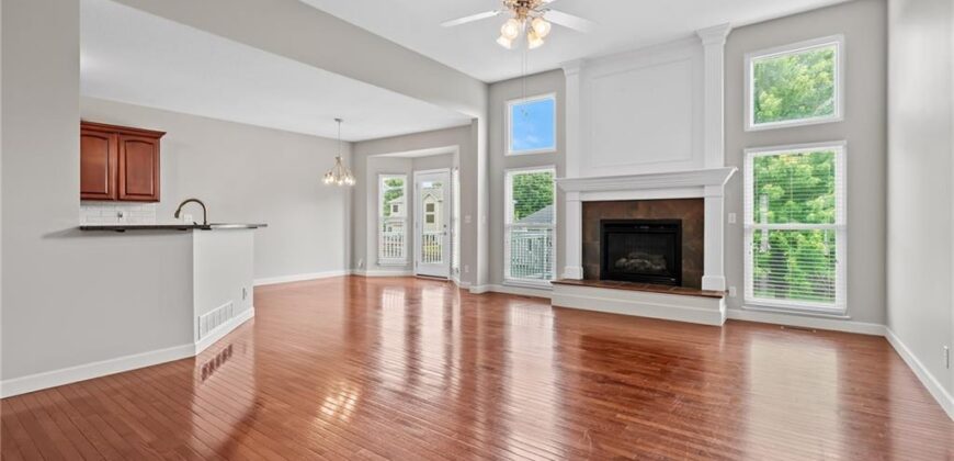 9801 N Farley Avenue, Kansas City, MO 64157