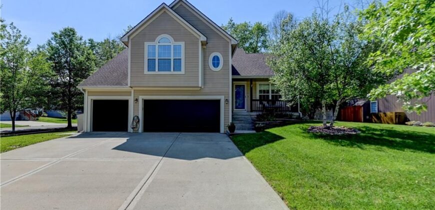 1750 Bridget Place, Liberty, MO 64068
