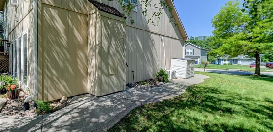 1750 Bridget Place, Liberty, MO 64068